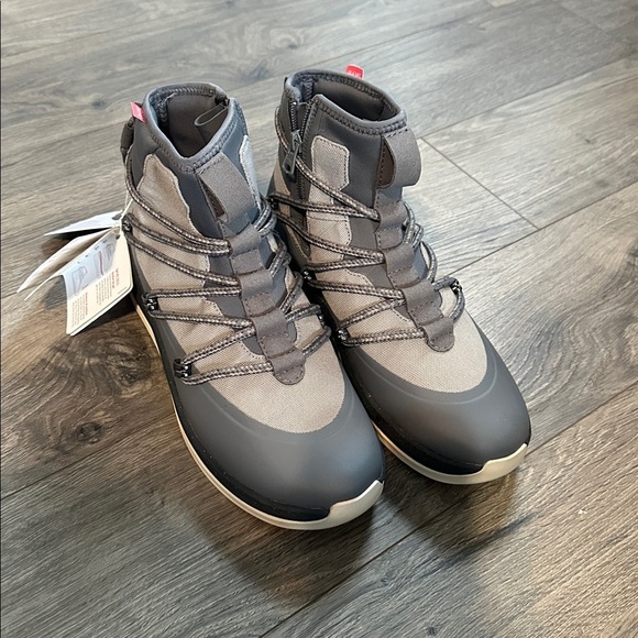 NWT SKYE The Stnley Raincity Grey sneaker boot size 9 men’s/10womens main image 7